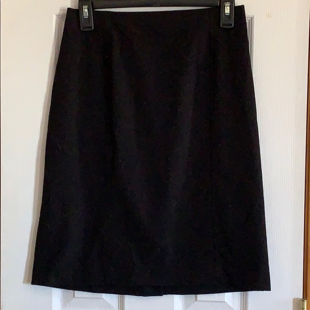 Women’s skirt